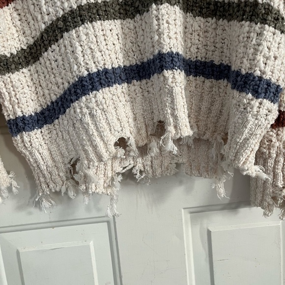 Adora sweater - Picture 2 of 7